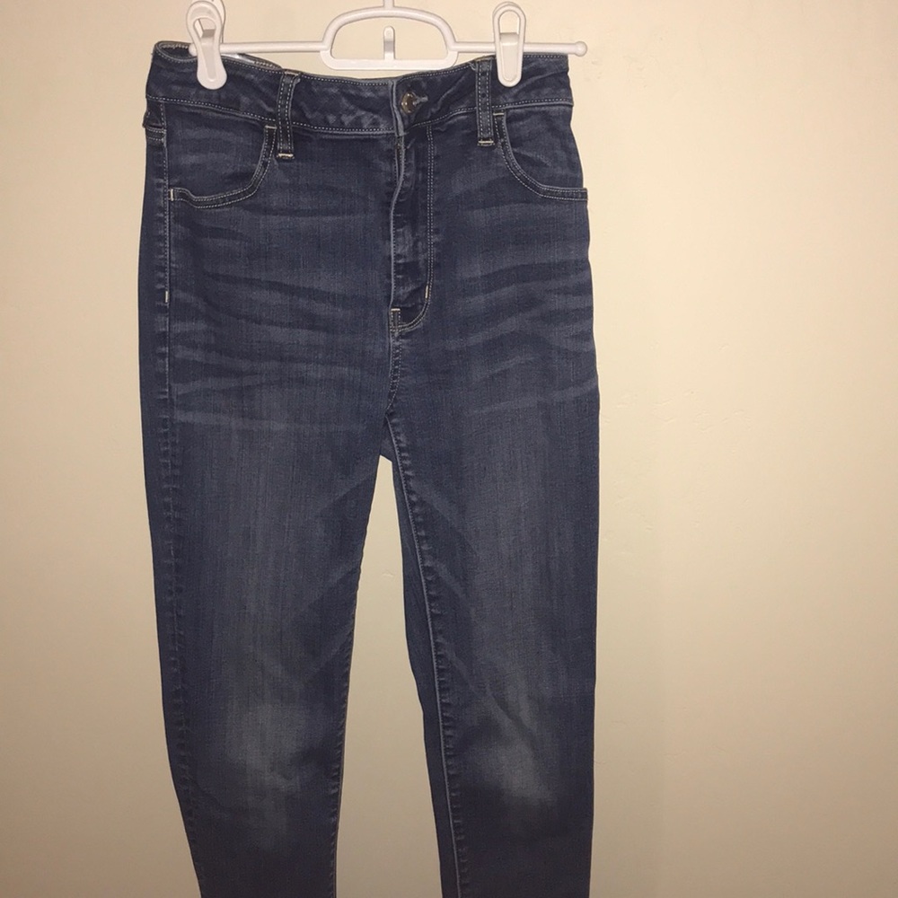 Dark wash American eagle high rise jeans